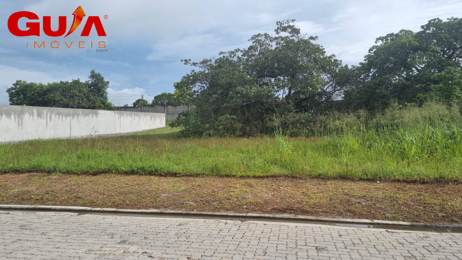 Terreno à venda, 421m² - Foto 1