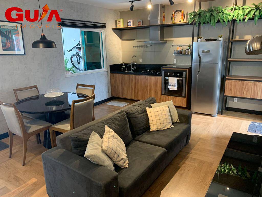 Casa à venda com 3 quartos, 150m² - Foto 2