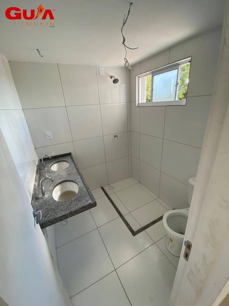 Casa à venda com 3 quartos, 100m² - Foto 14