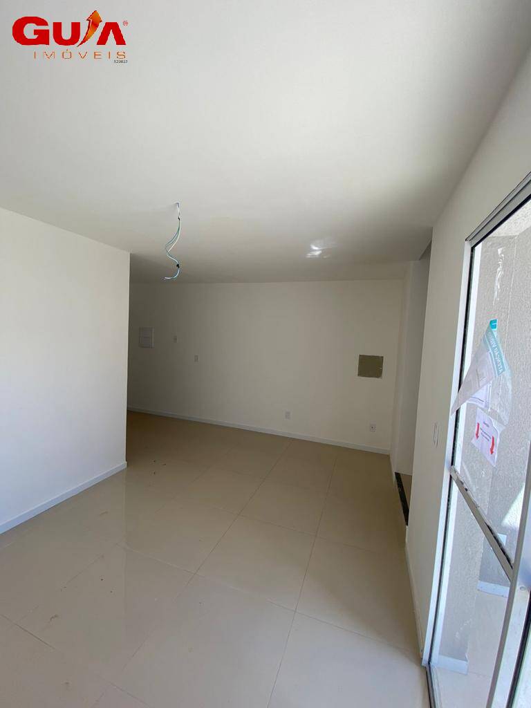 Casa à venda com 3 quartos, 100m² - Foto 17