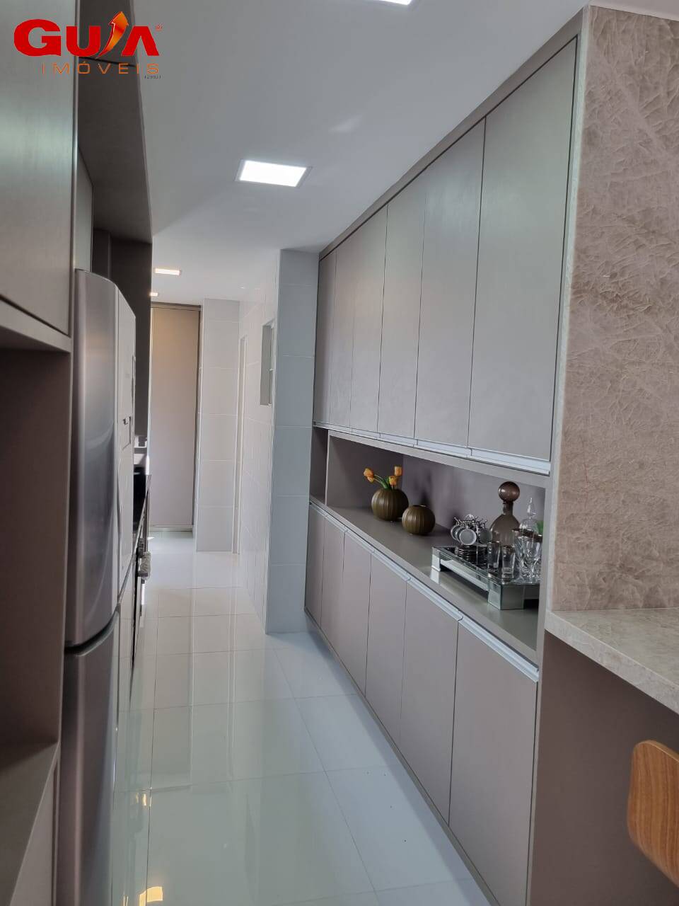 Apartamento à venda com 3 quartos, 107m² - Foto 10