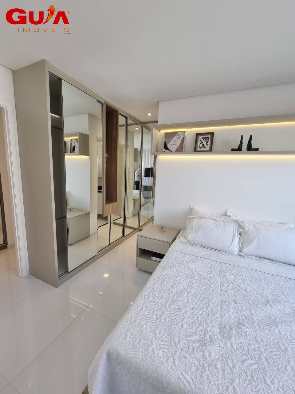 Apartamento à venda com 3 quartos, 107m² - Foto 4