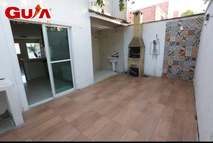 Casa à venda com 3 quartos, 120m² - Foto 18