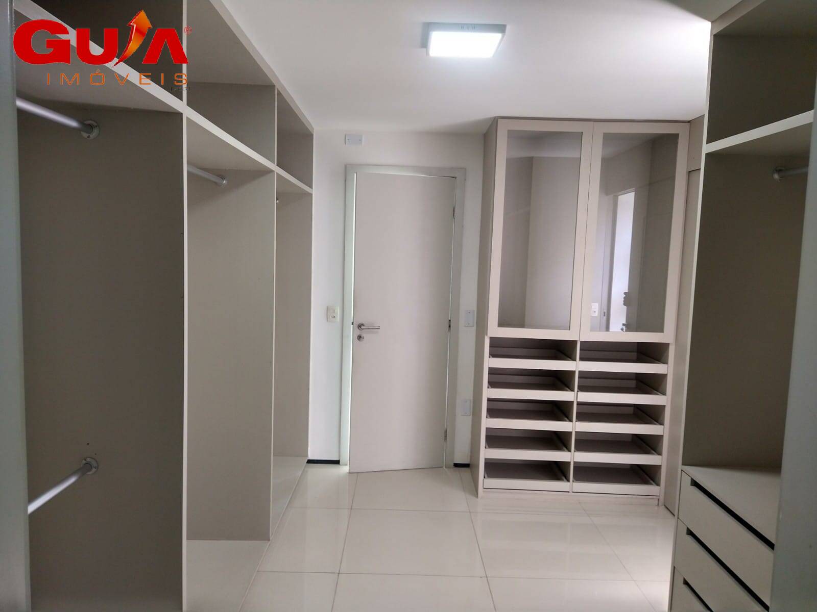 Casa de Condomínio à venda com 4 quartos, 367m² - Foto 18