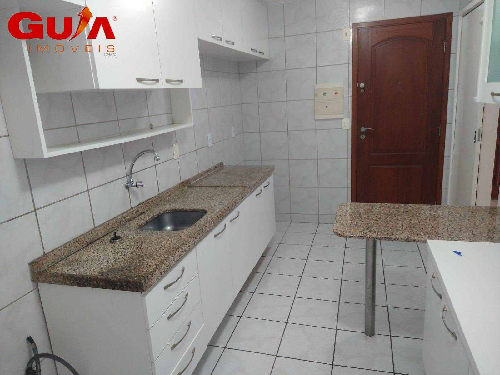 Apartamento à venda com 3 quartos, 101m² - Foto 4