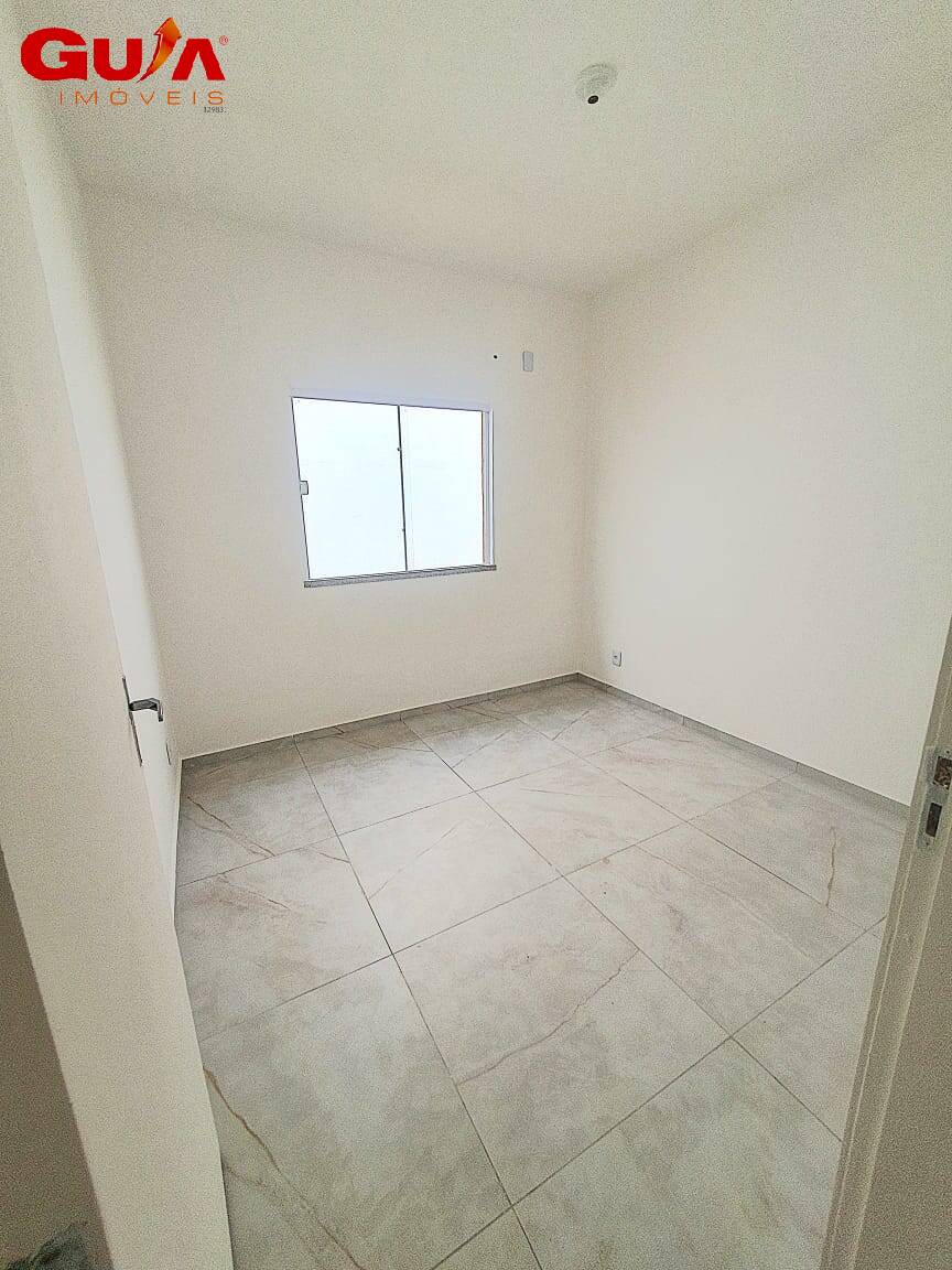 Casa à venda com 3 quartos, 110m² - Foto 8