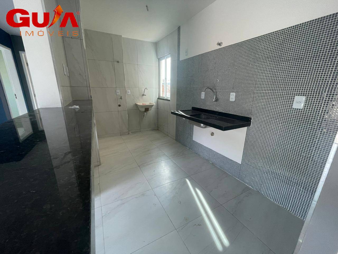 Apartamento à venda com 2 quartos, 63m² - Foto 3