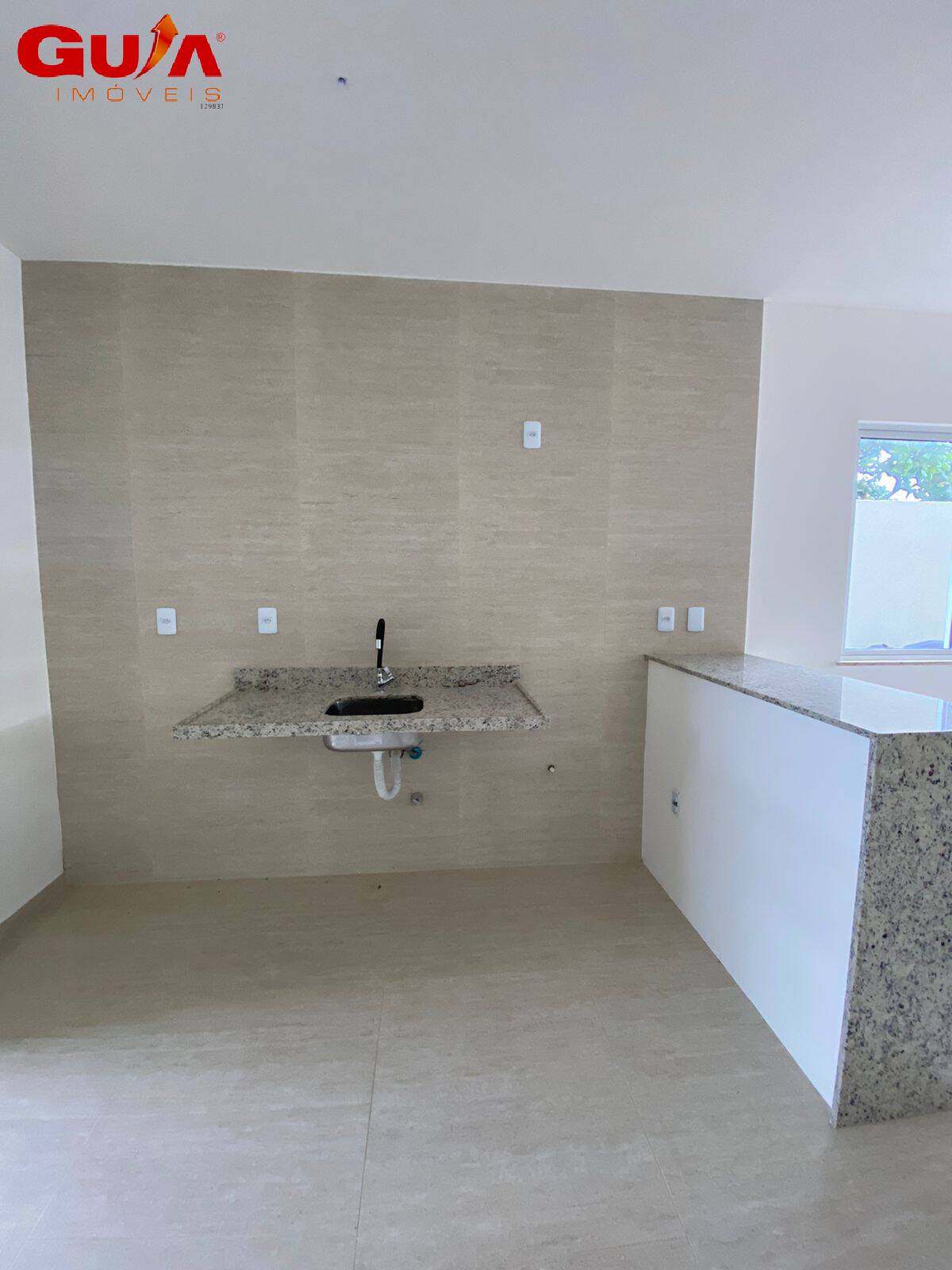 Casa à venda com 3 quartos, 113m² - Foto 4