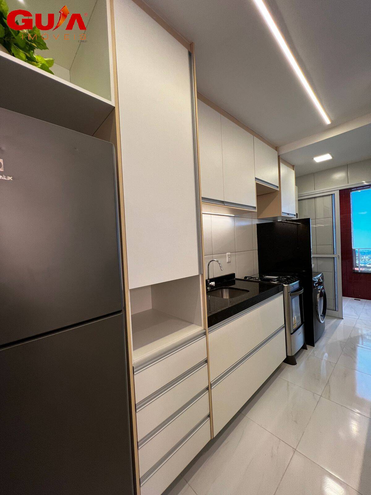 Apartamento à venda com 2 quartos, 58m² - Foto 4