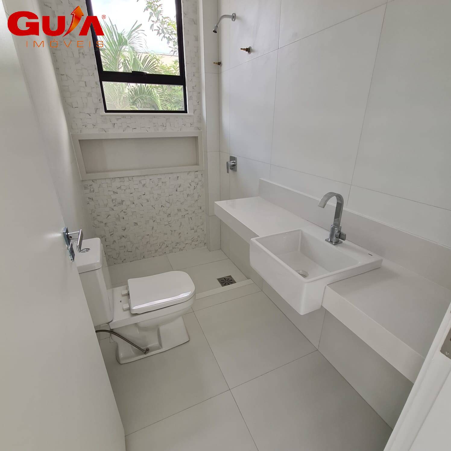 Casa de Condomínio à venda com 5 quartos, 403m² - Foto 9