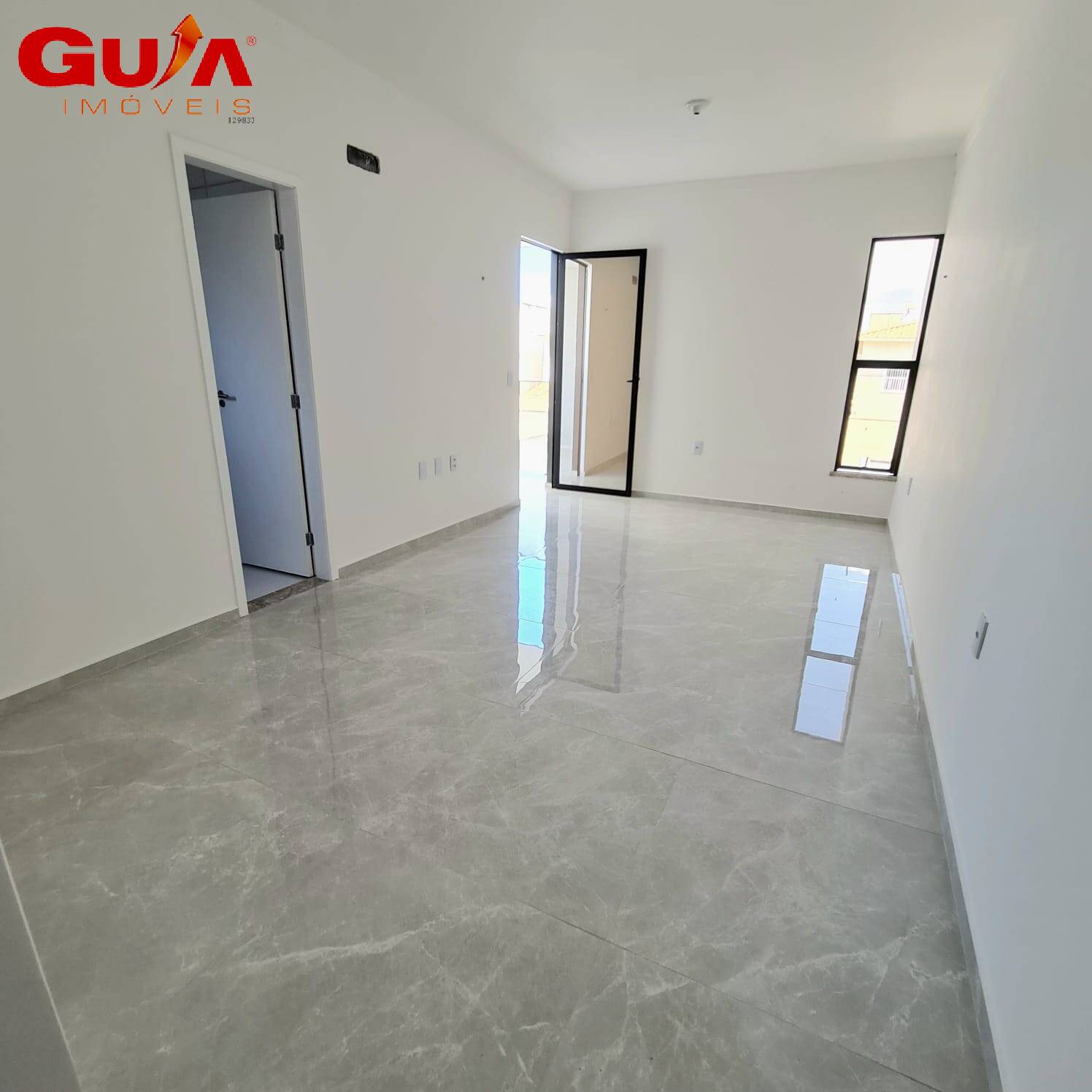 Casa à venda com 4 quartos, 150m² - Foto 10