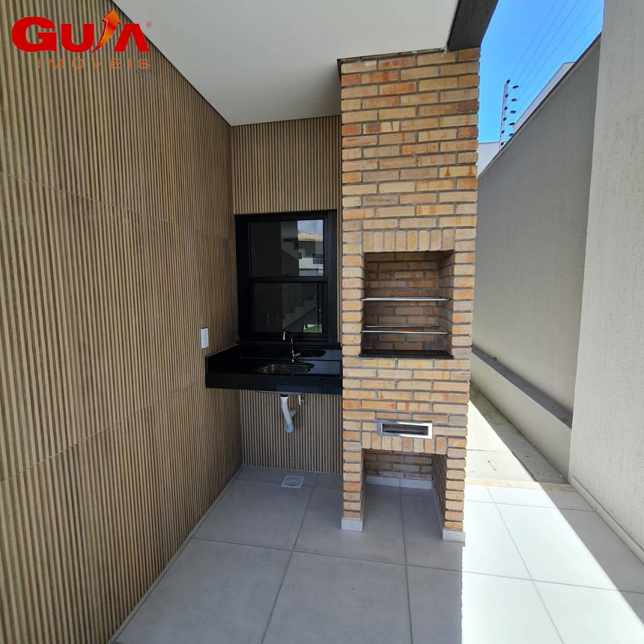 Casa à venda com 4 quartos, 150m² - Foto 15