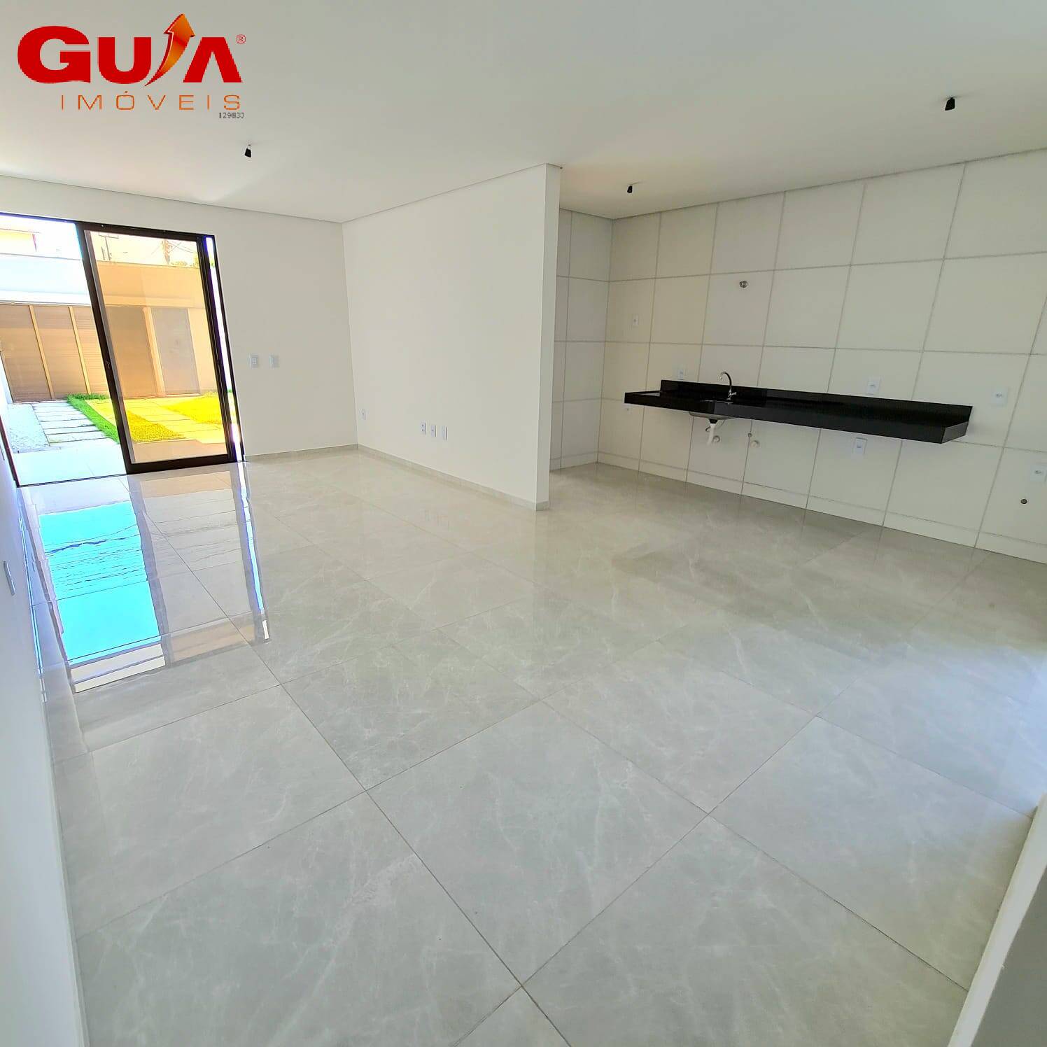 Casa à venda com 4 quartos, 158m² - Foto 3