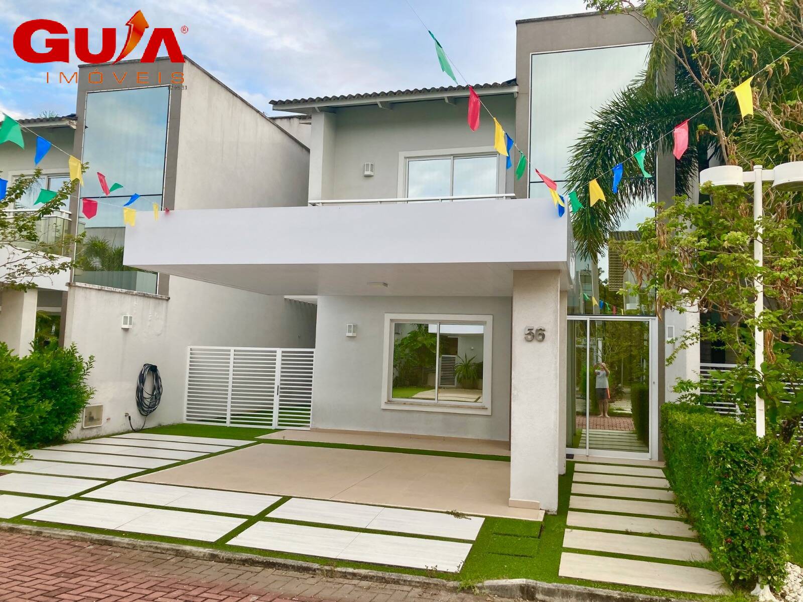 Casa de Condomínio à venda com 3 quartos, 206m² - Foto 2