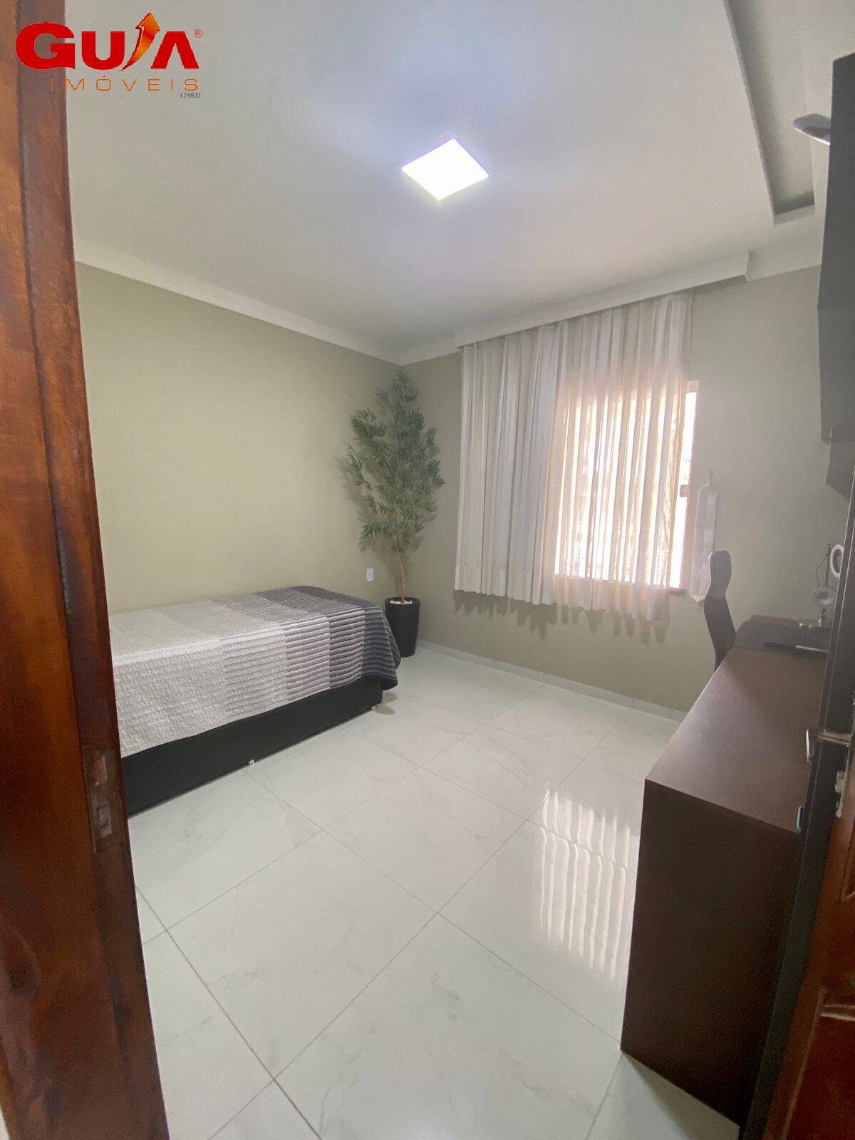 Casa de Condomínio à venda com 4 quartos, 227m² - Foto 27