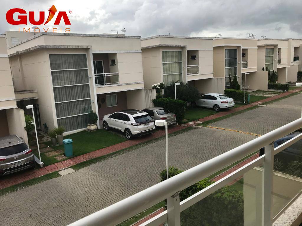 Casa de Condomínio à venda com 4 quartos, 200m² - Foto 2