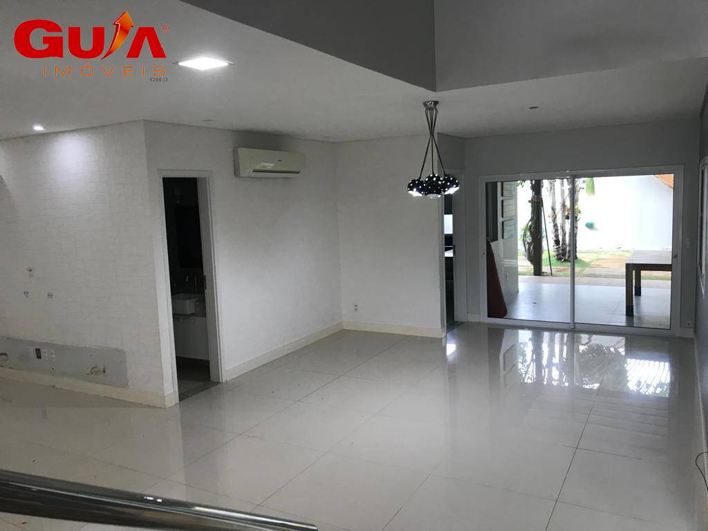 Casa de Condomínio à venda com 4 quartos, 200m² - Foto 4