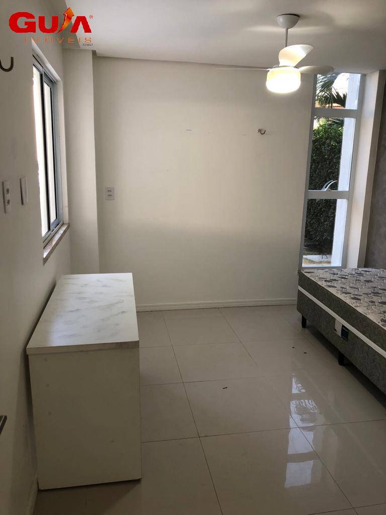 Casa de Condomínio para alugar com 5 quartos, 330m² - Foto 34