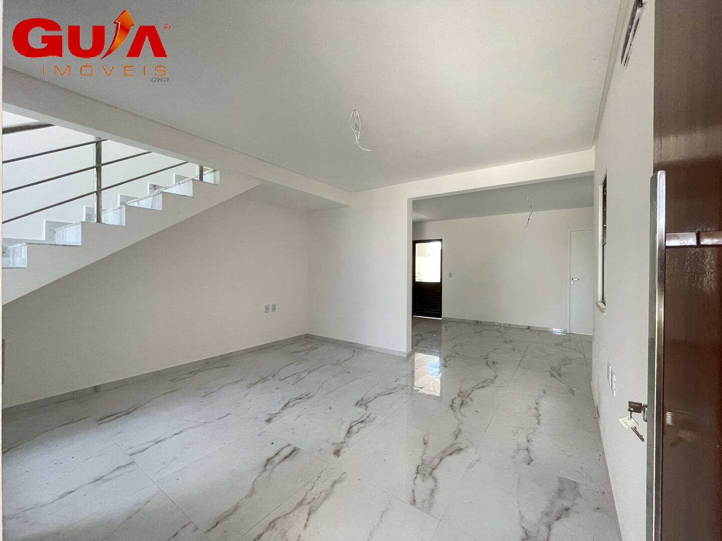 Casa de Condomínio à venda com 4 quartos, 128m² - Foto 2