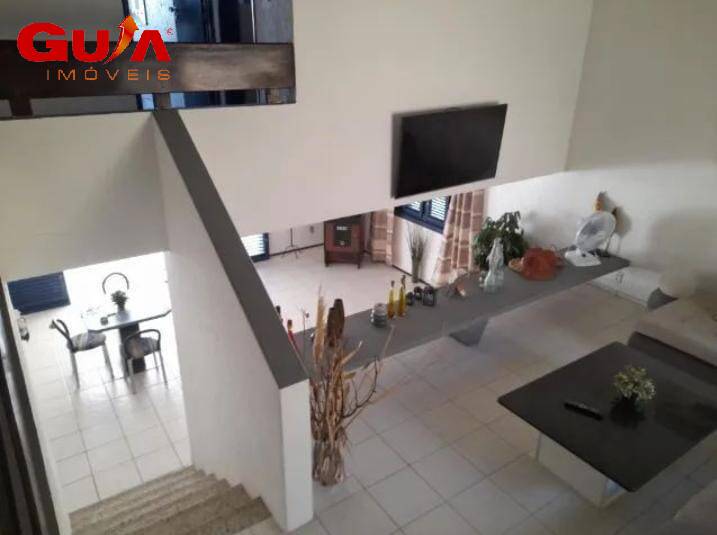 Casa à venda com 5 quartos, 320m² - Foto 7