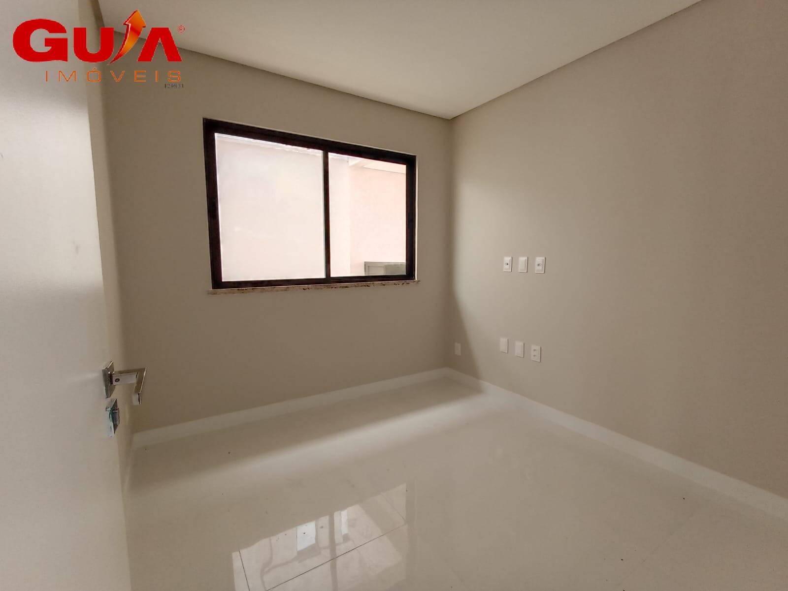 Casa de Condomínio à venda com 4 quartos, 183m² - Foto 15