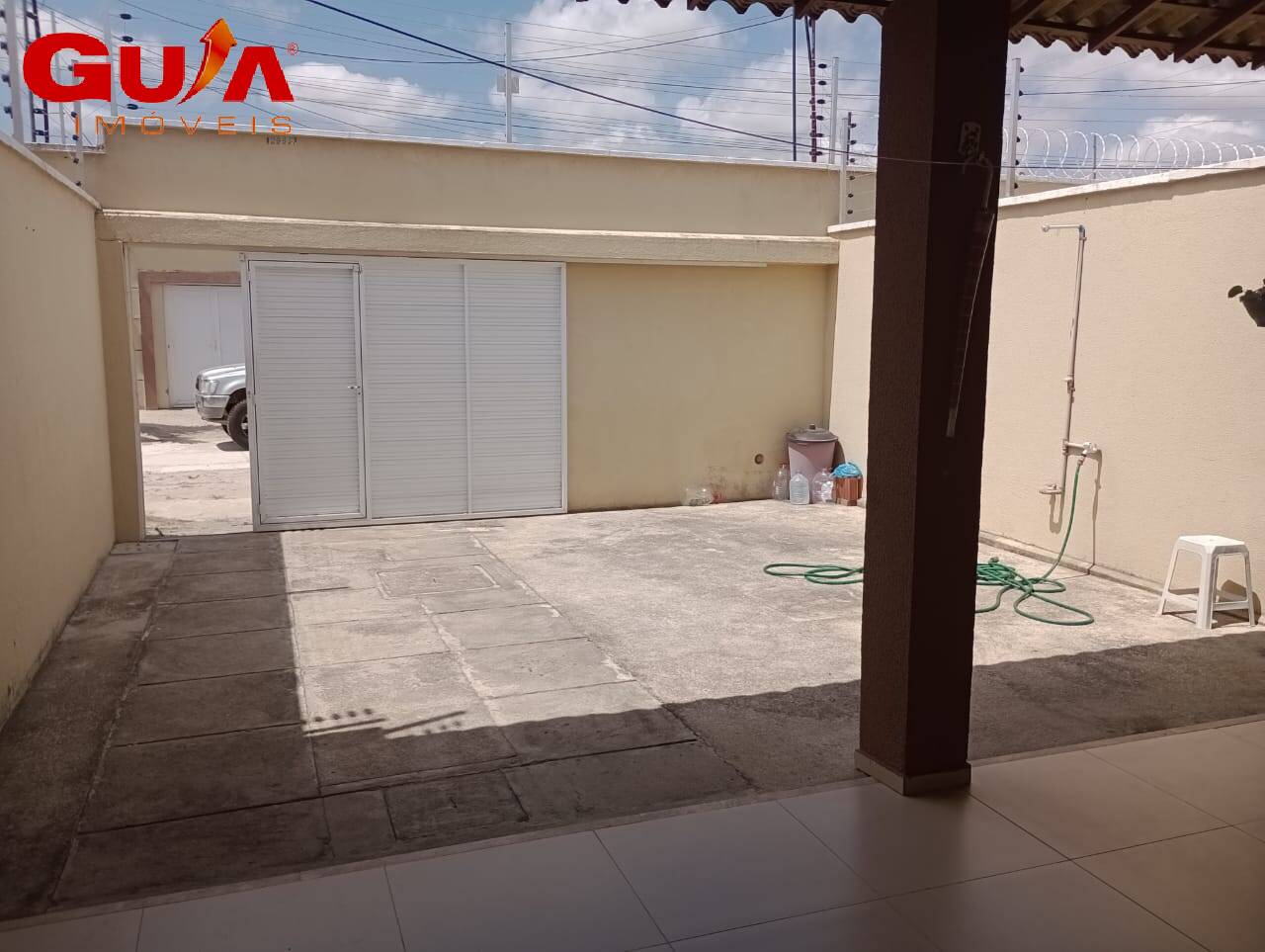 Casa à venda com 3 quartos, 80m² - Foto 2