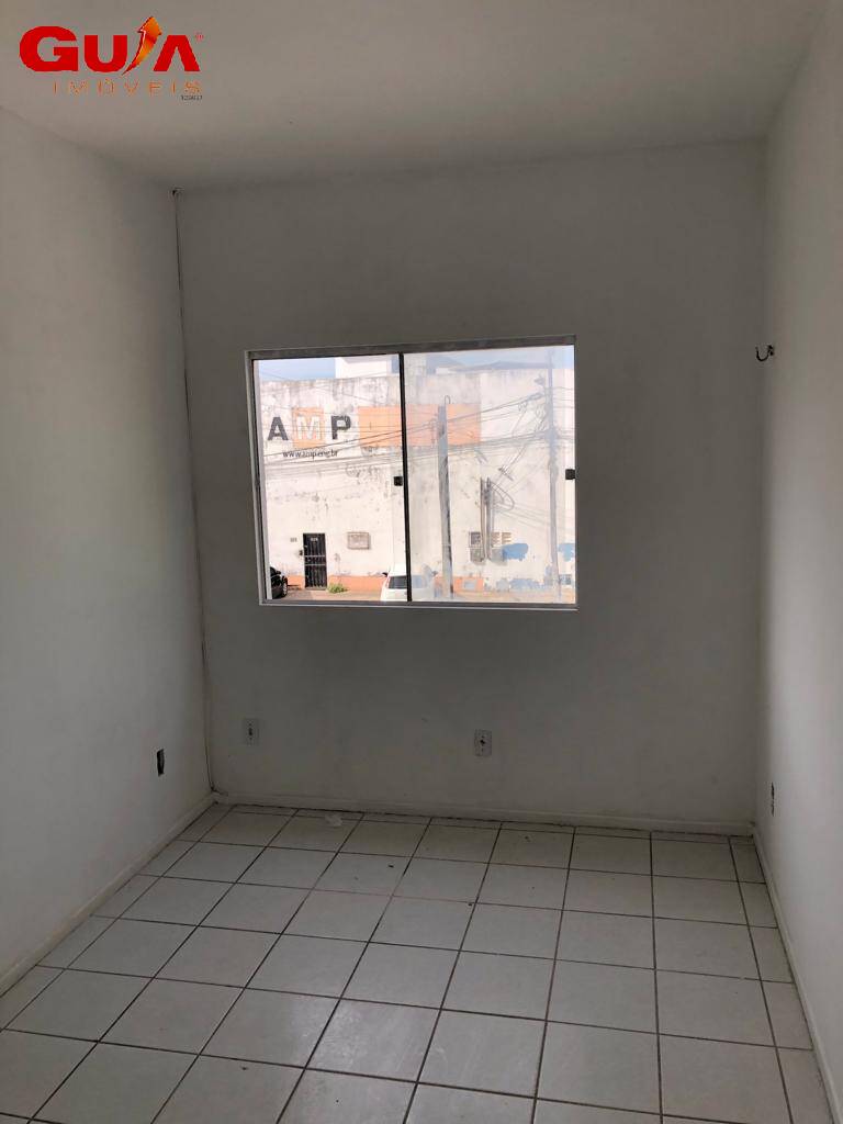 Casa para alugar com 2 quartos, 80m² - Foto 5