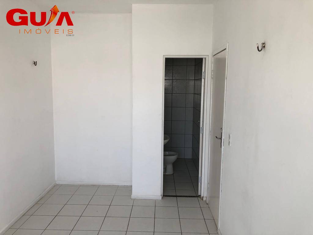 Casa para alugar com 2 quartos, 80m² - Foto 6