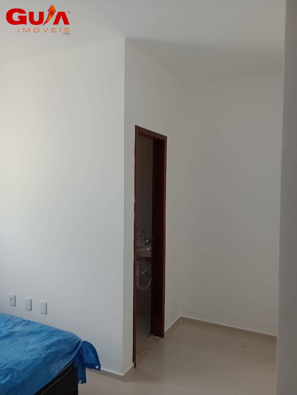 Casa à venda com 3 quartos, 80m² - Foto 10