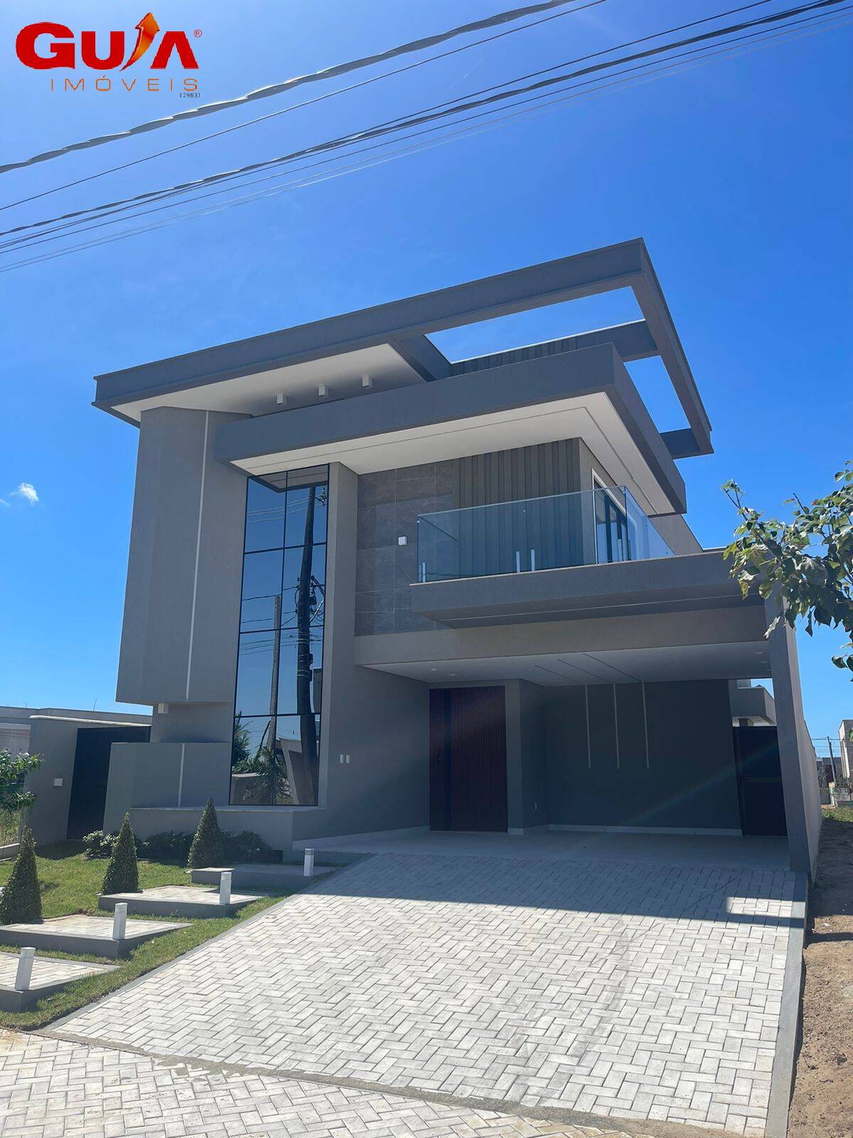 Casa de Condomínio à venda com 4 quartos, 253m² - Foto 1