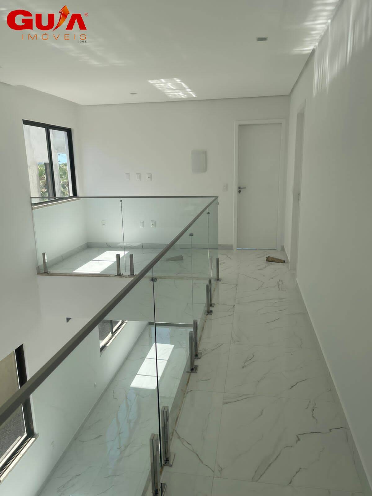 Casa à venda com 4 quartos, 253m² - Foto 9