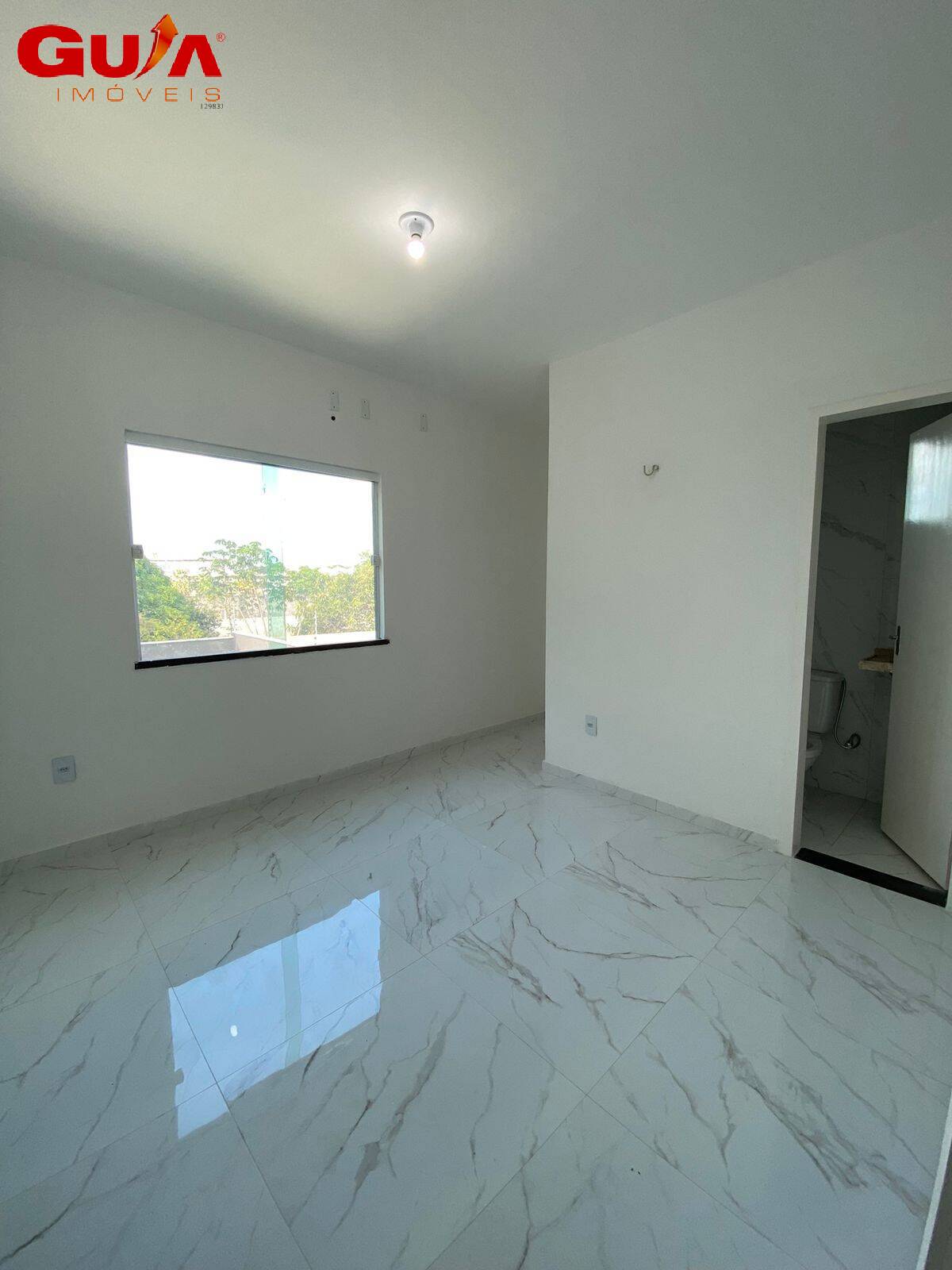 Casa à venda com 4 quartos, 240m² - Foto 11