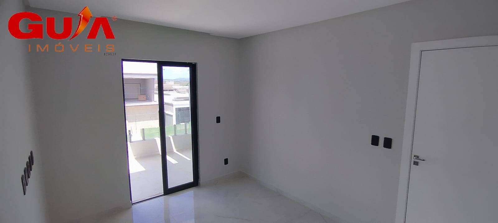 Casa de Condomínio à venda com 4 quartos, 220m² - Foto 12