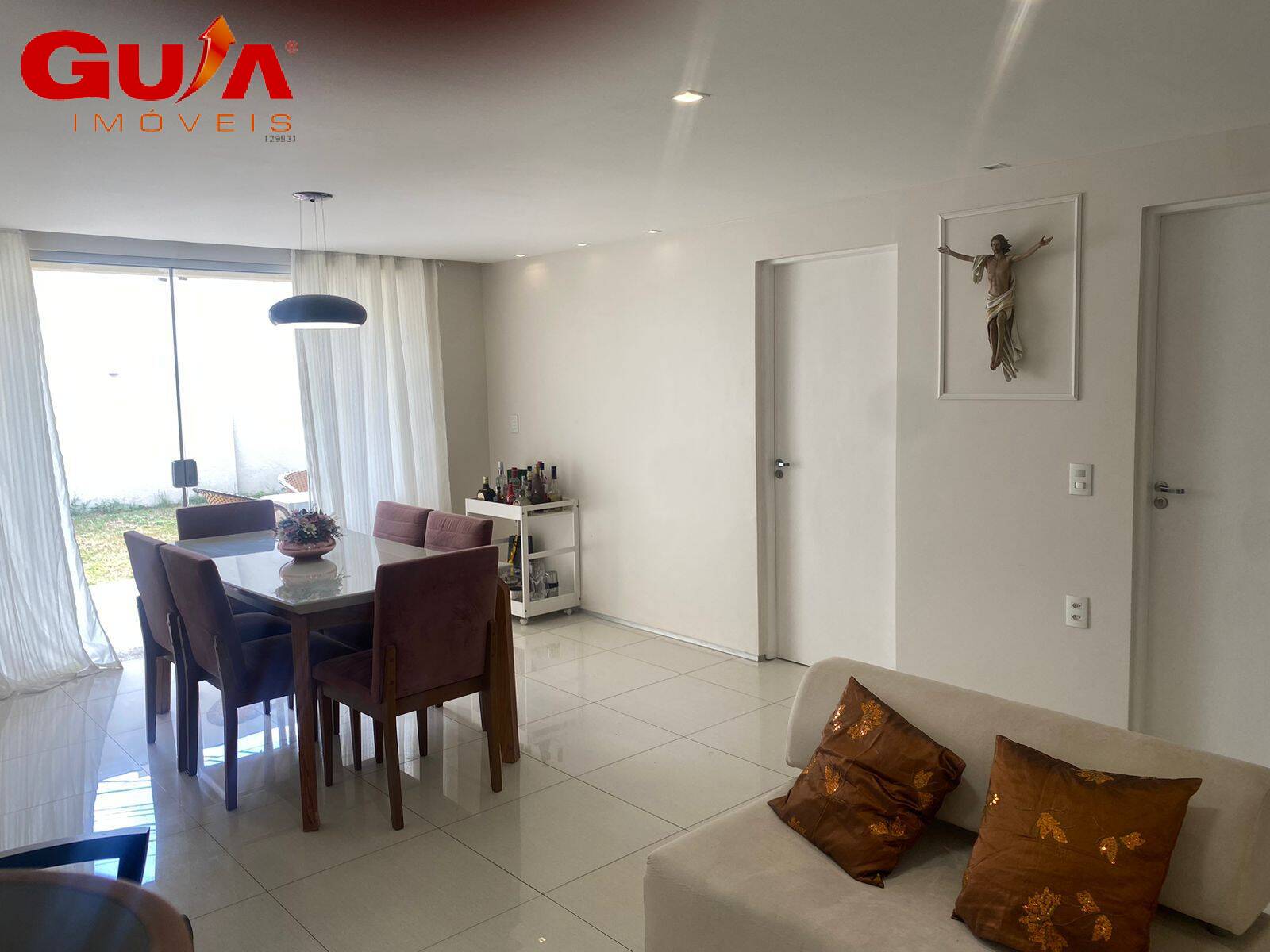 Casa de Condomínio à venda com 3 quartos, 180m² - Foto 3