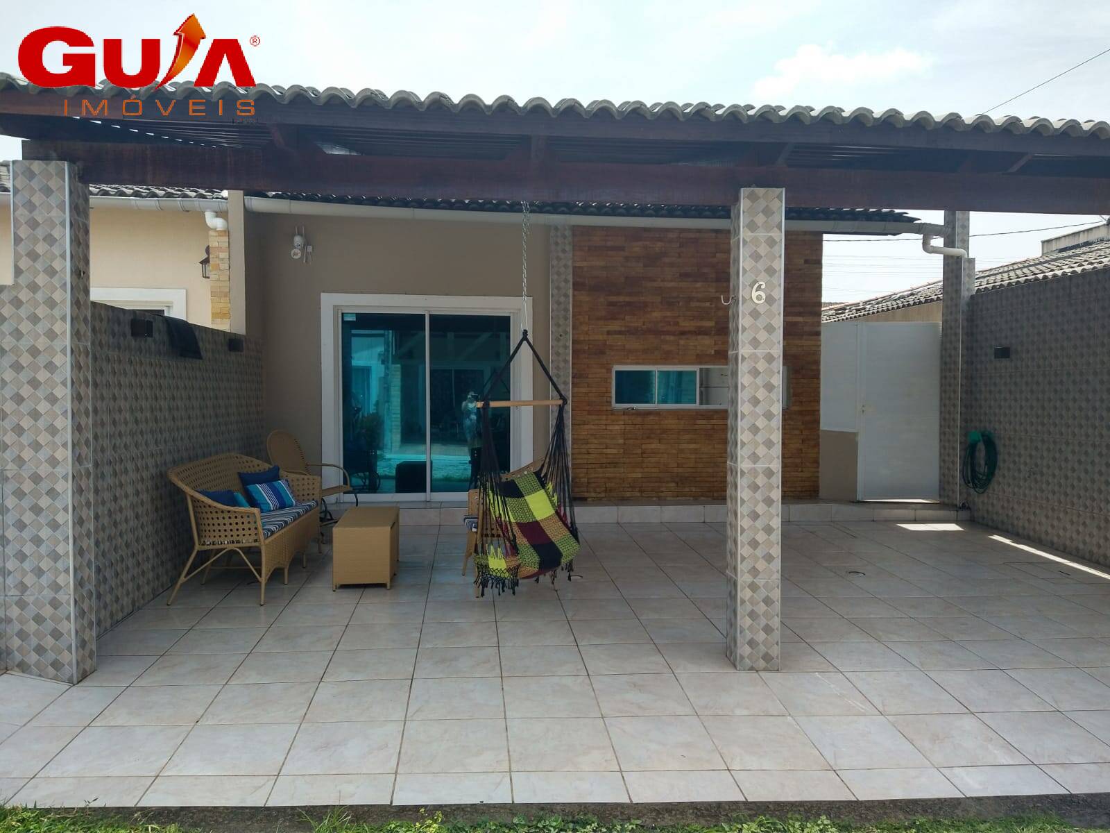 Casa de Condomínio à venda com 3 quartos, 70m² - Foto 1