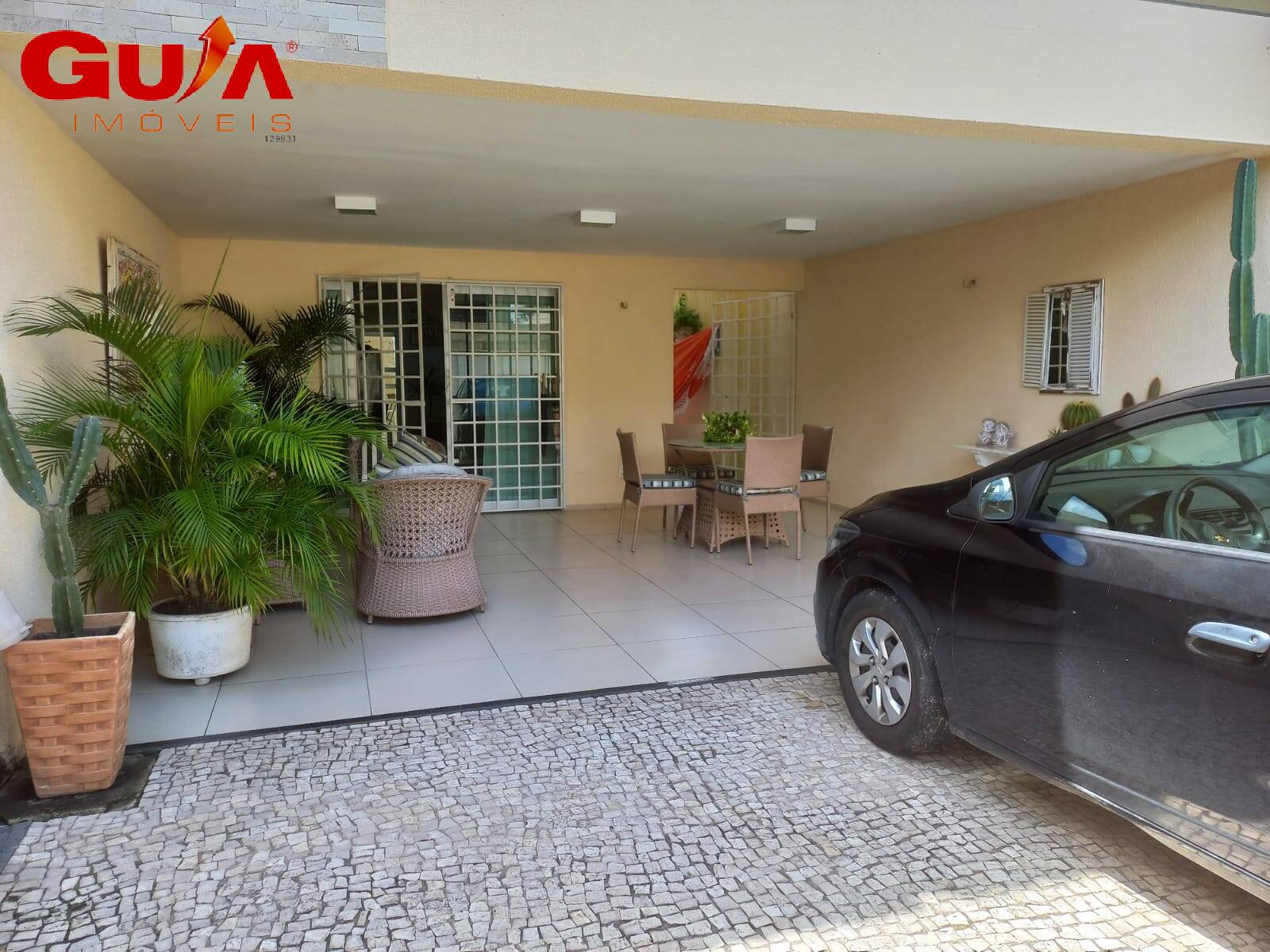 Casa à venda com 3 quartos, 150m² - Foto 2