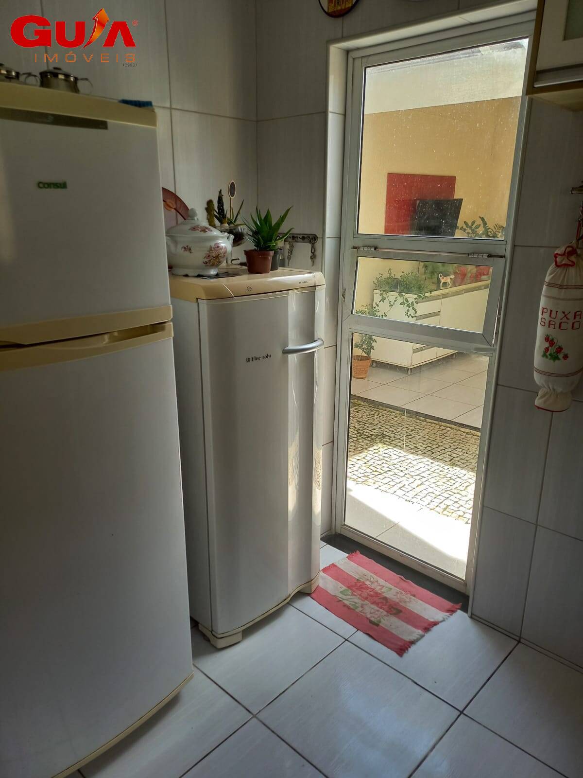 Casa à venda com 3 quartos, 150m² - Foto 10