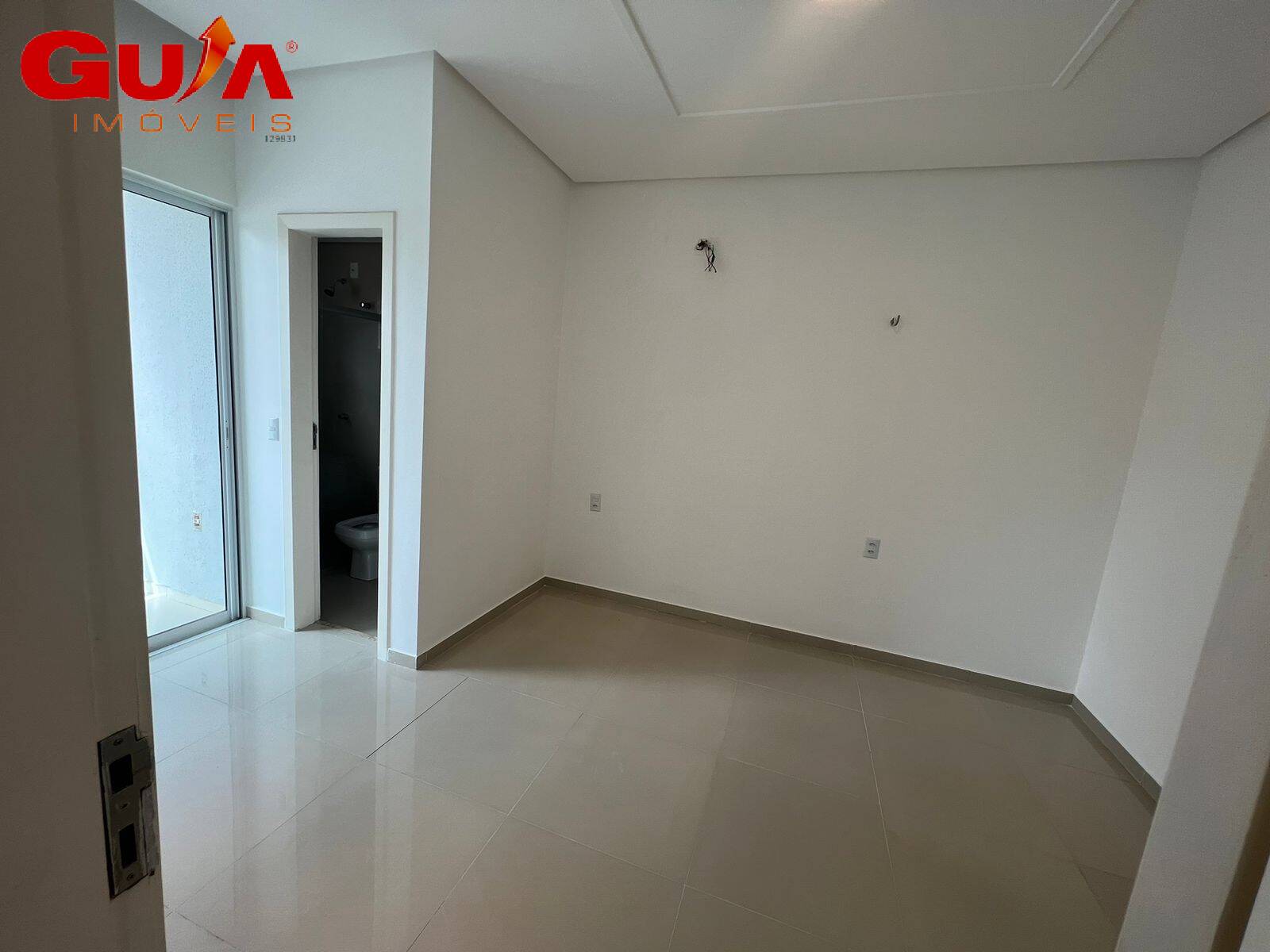 Casa à venda com 4 quartos, 271m² - Foto 13