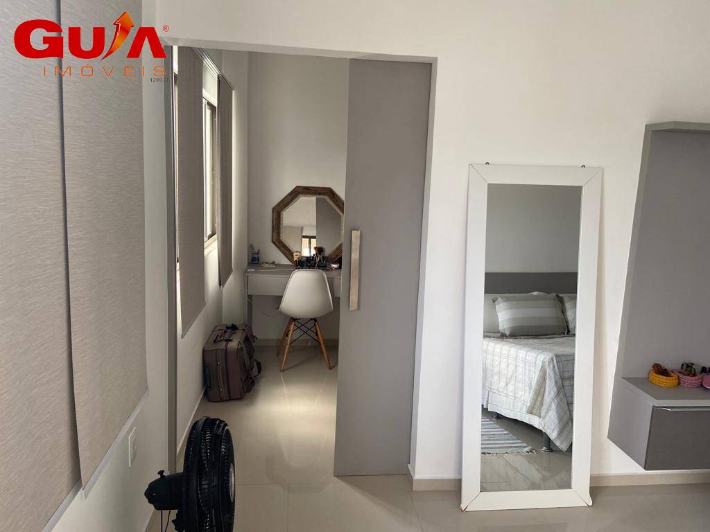 Casa de Condomínio para alugar com 4 quartos, 191m² - Foto 17