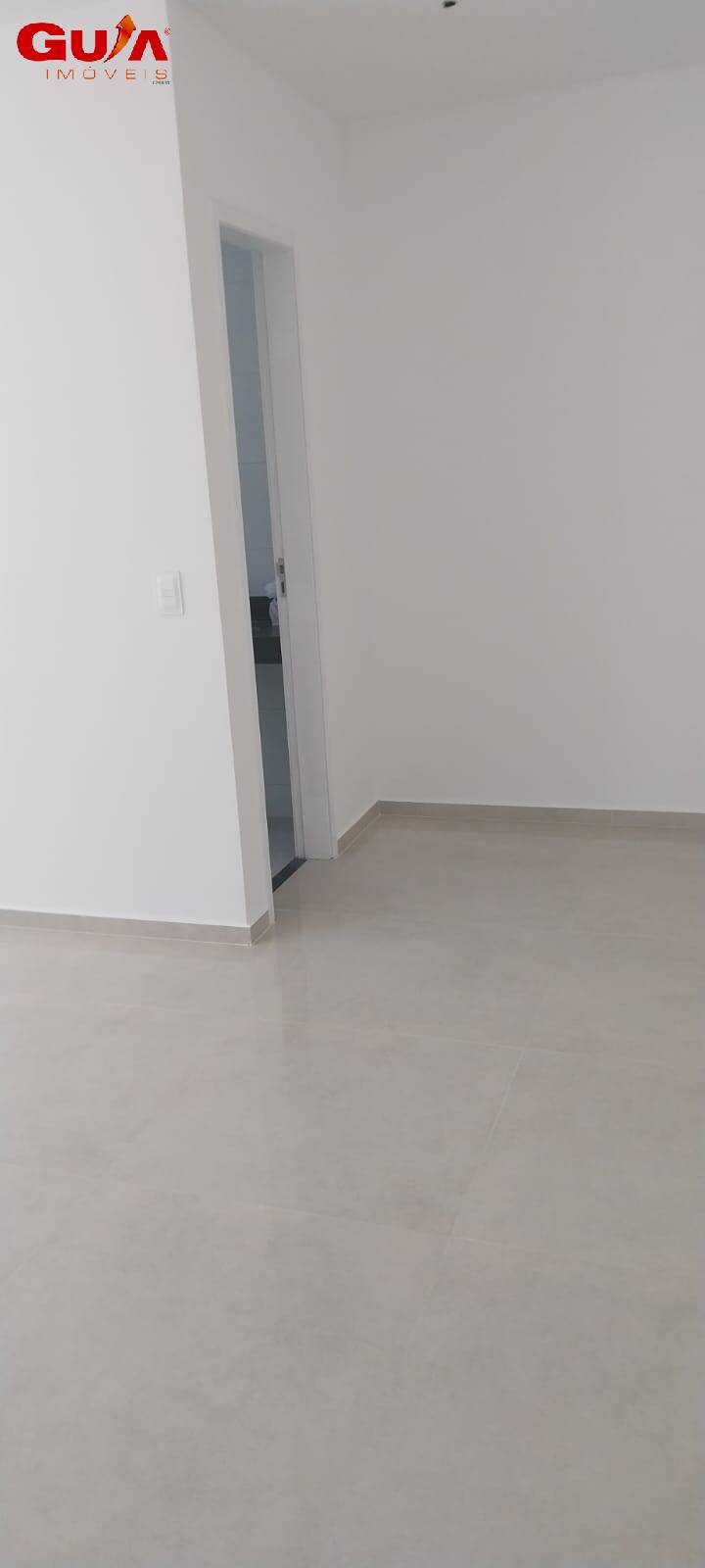 Casa à venda com 3 quartos, 99m² - Foto 14