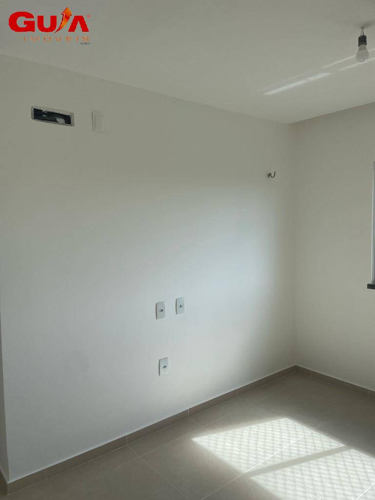 Apartamento à venda com 3 quartos, 75m² - Foto 18