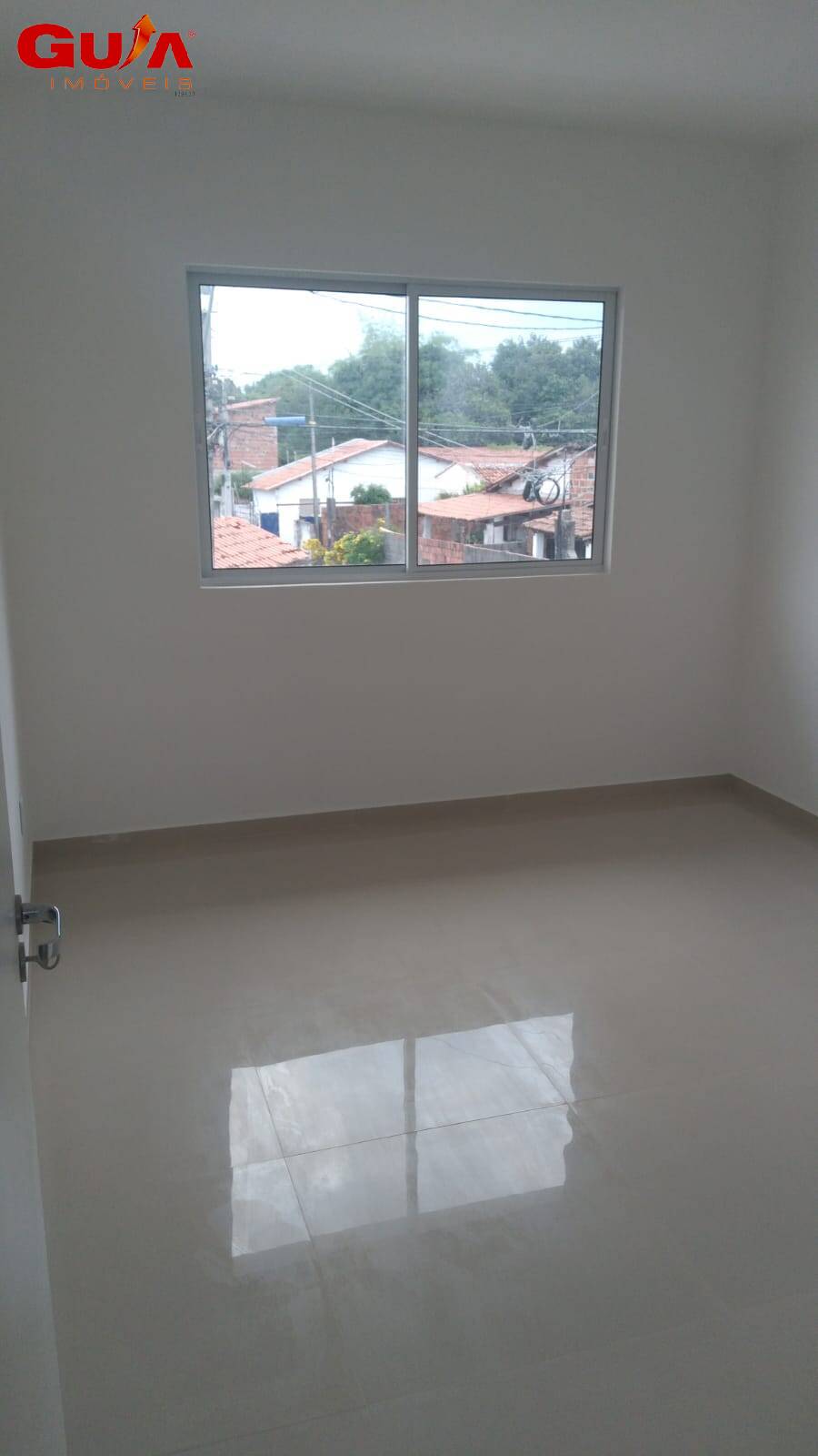 Casa à venda com 3 quartos, 100m² - Foto 11