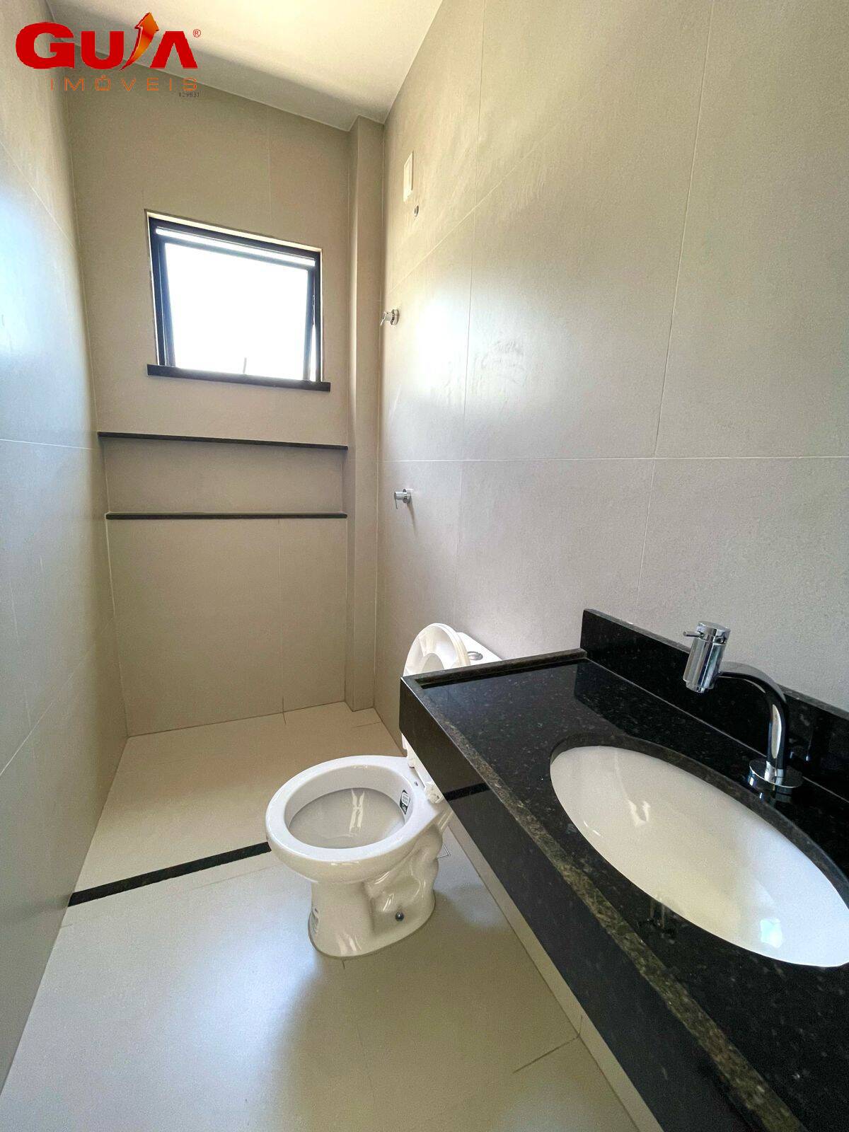 Casa à venda com 3 quartos, 90m² - Foto 8