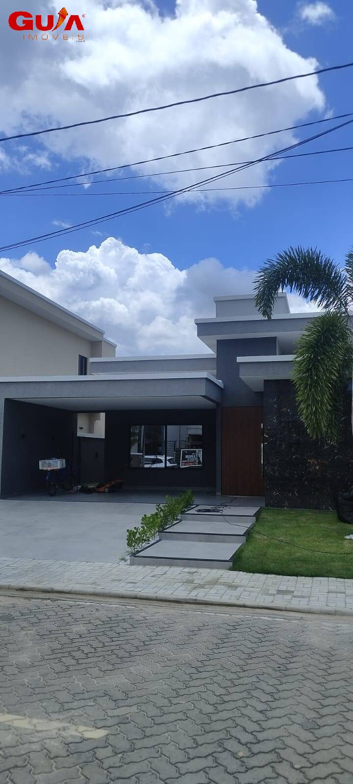 Casa de Condomínio à venda com 3 quartos, 180m² - Foto 1