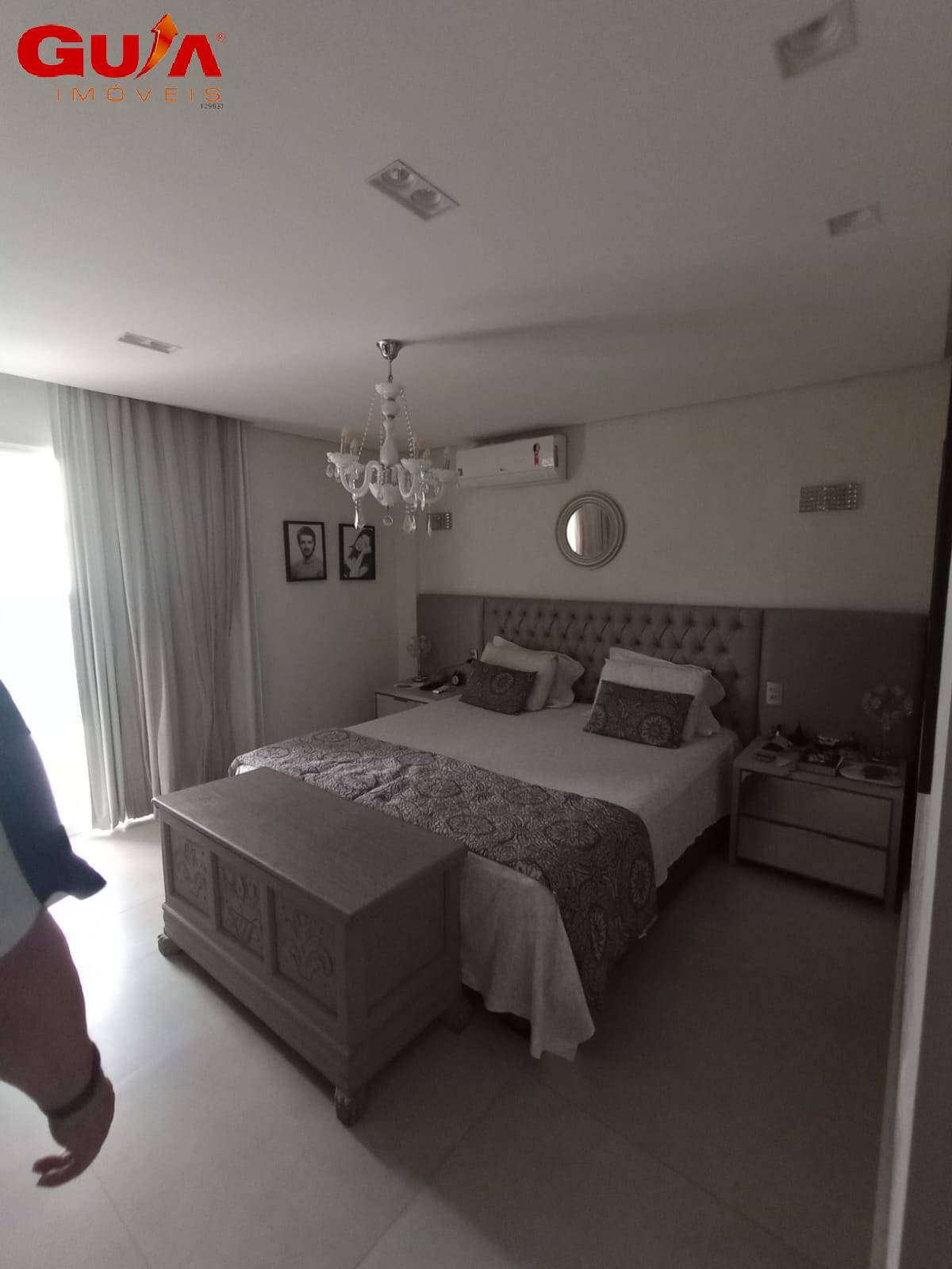 Casa de Condomínio à venda com 5 quartos, 404m² - Foto 9