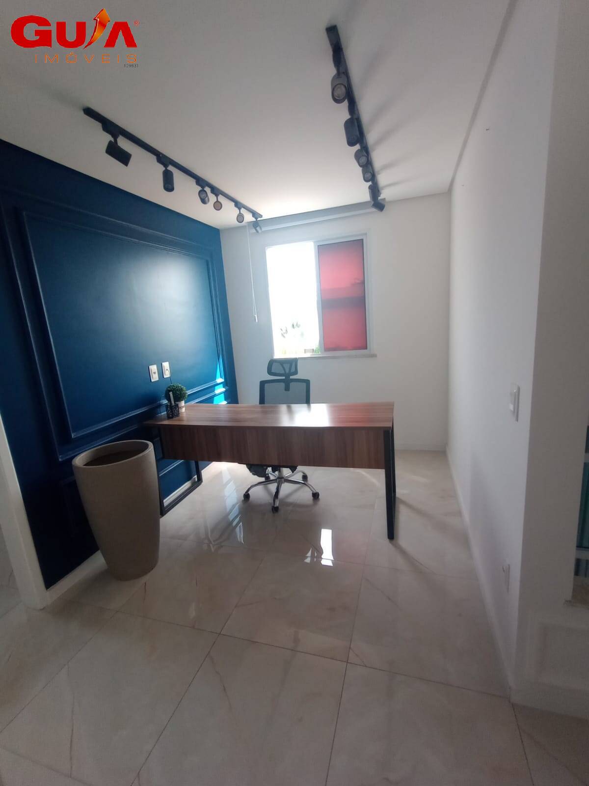 Casa de Condomínio para alugar com 5 quartos, 450m² - Foto 17