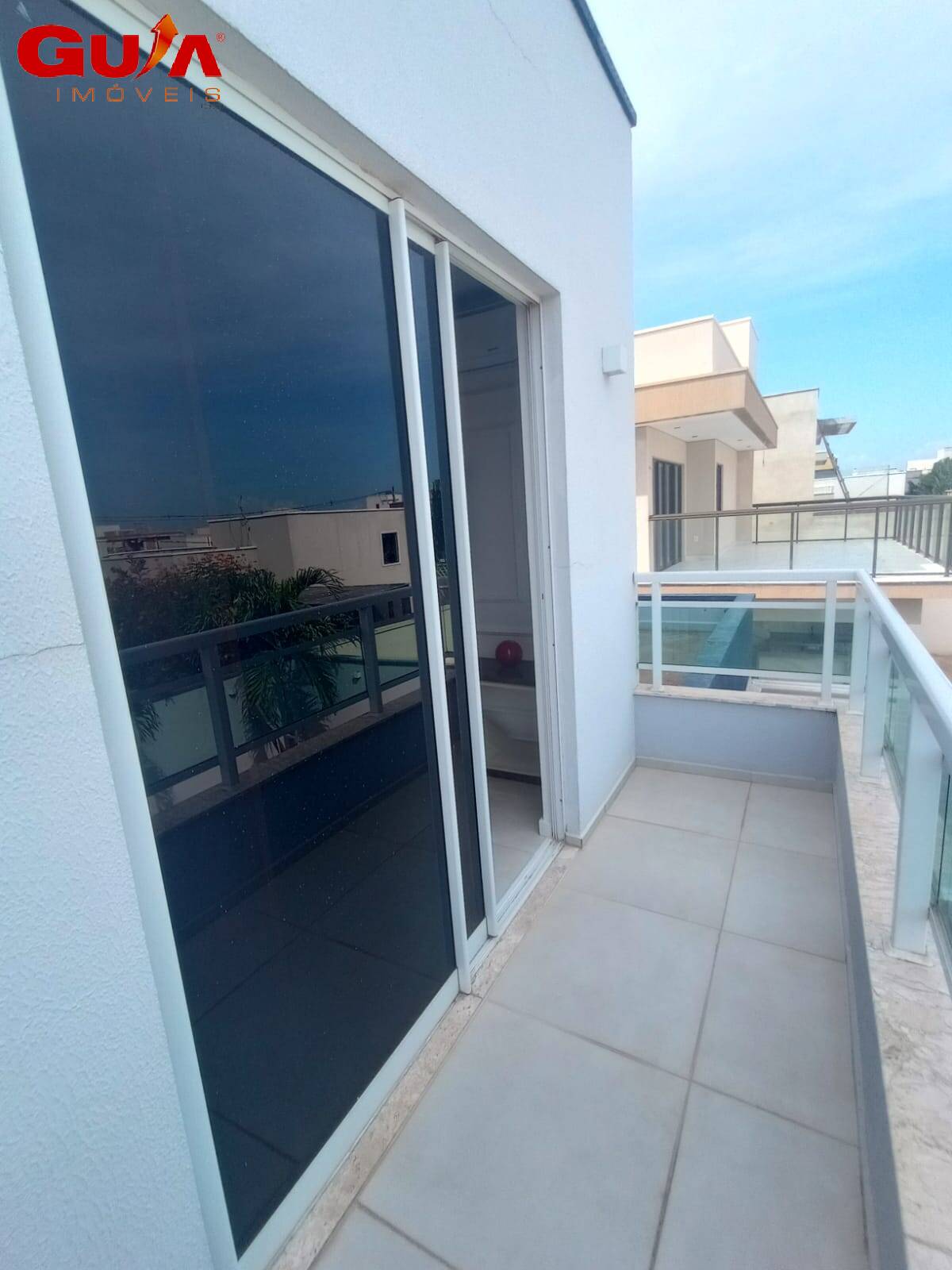 Casa de Condomínio para alugar com 5 quartos, 450m² - Foto 15