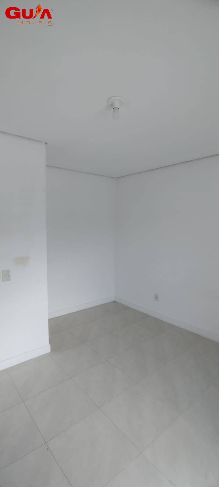 Casa de Condomínio à venda com 4 quartos, 229m² - Foto 9