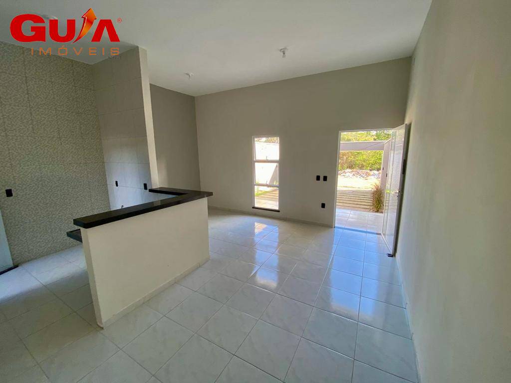 Casa à venda com 2 quartos, 82m² - Foto 4