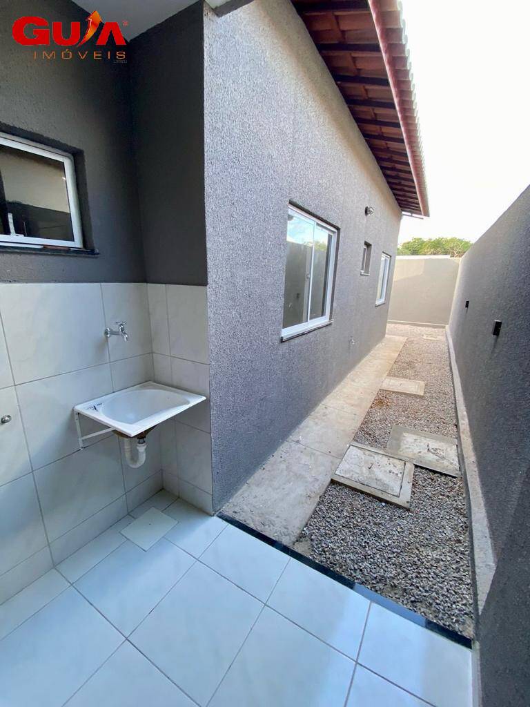 Casa à venda com 2 quartos, 82m² - Foto 12